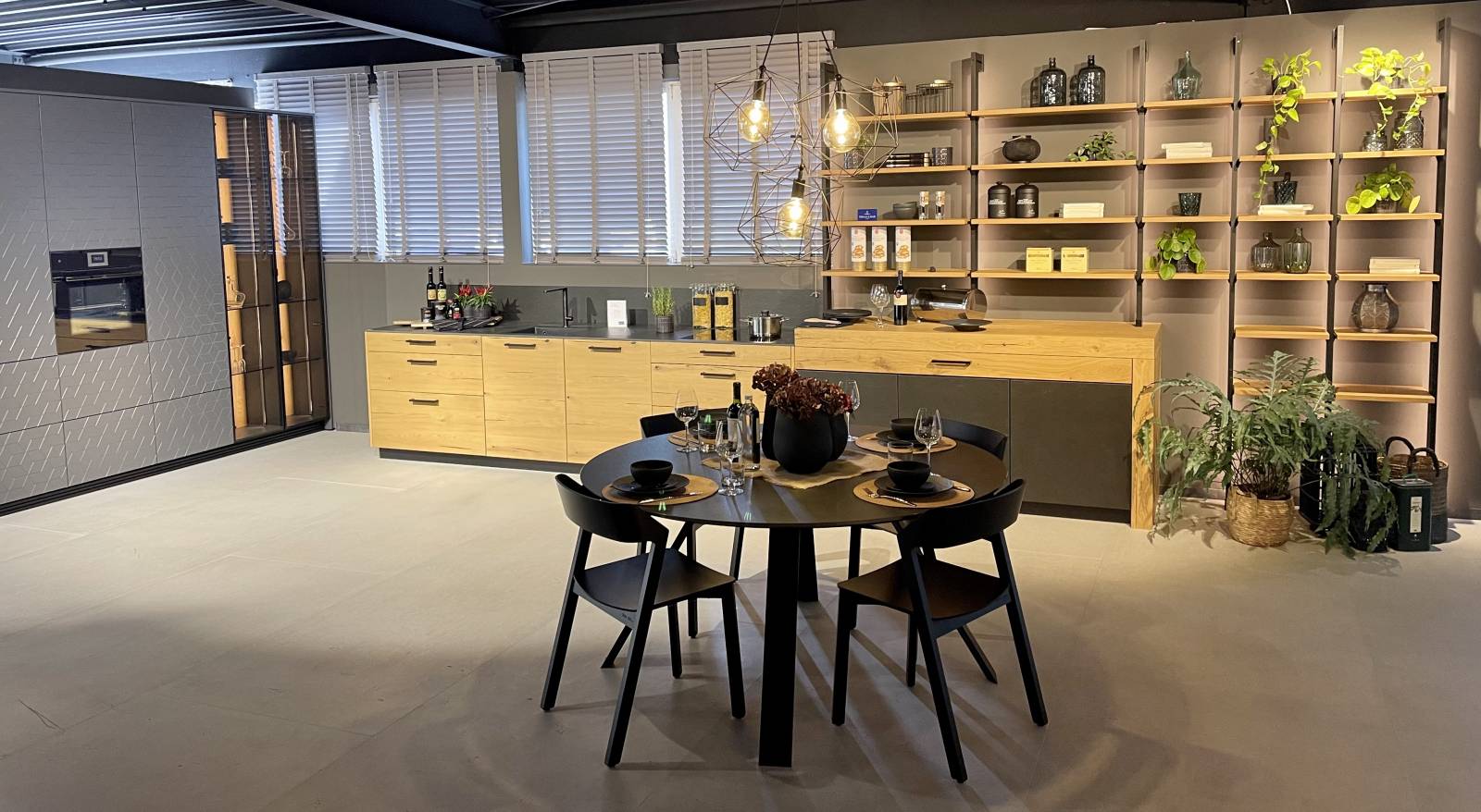 Installation d'une cuisine ouverte sur-mesure pour un particulier à Avignon