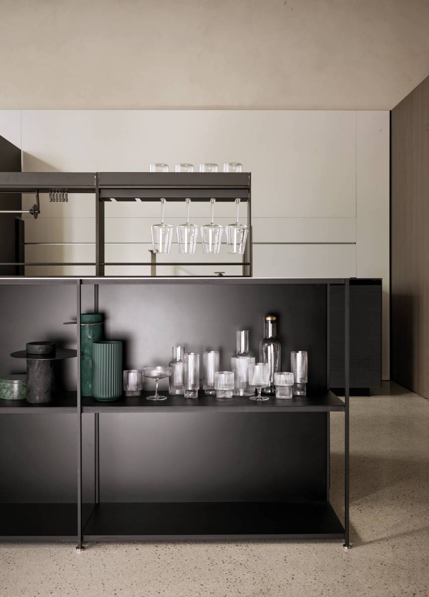 Cuisine moderne haut de gamme avec îlot central au Pays Basques